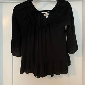 Black quarter sleeve